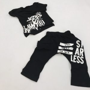 Ensemble pantalon baggy + t-shirt noir/blanc