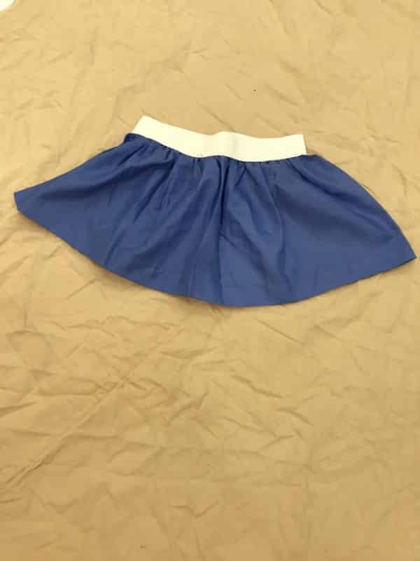 Jupe bleue taille blanche