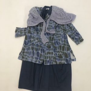 Robe grand-mère bleue + châle Taille 52